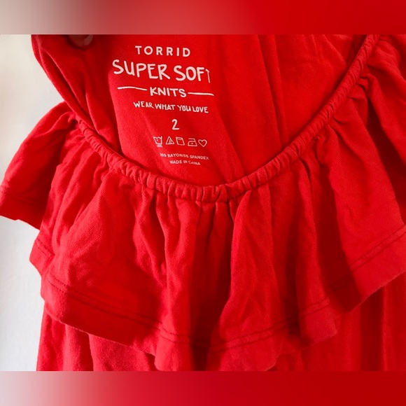 TORRID RED TANK - Picture 3 of 3